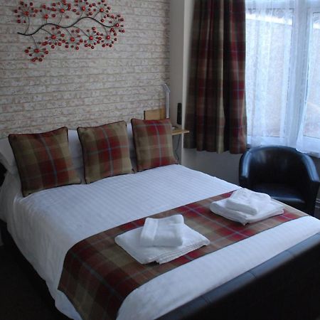 Trevali Guest House Богнор-Риджис Екстер'єр фото